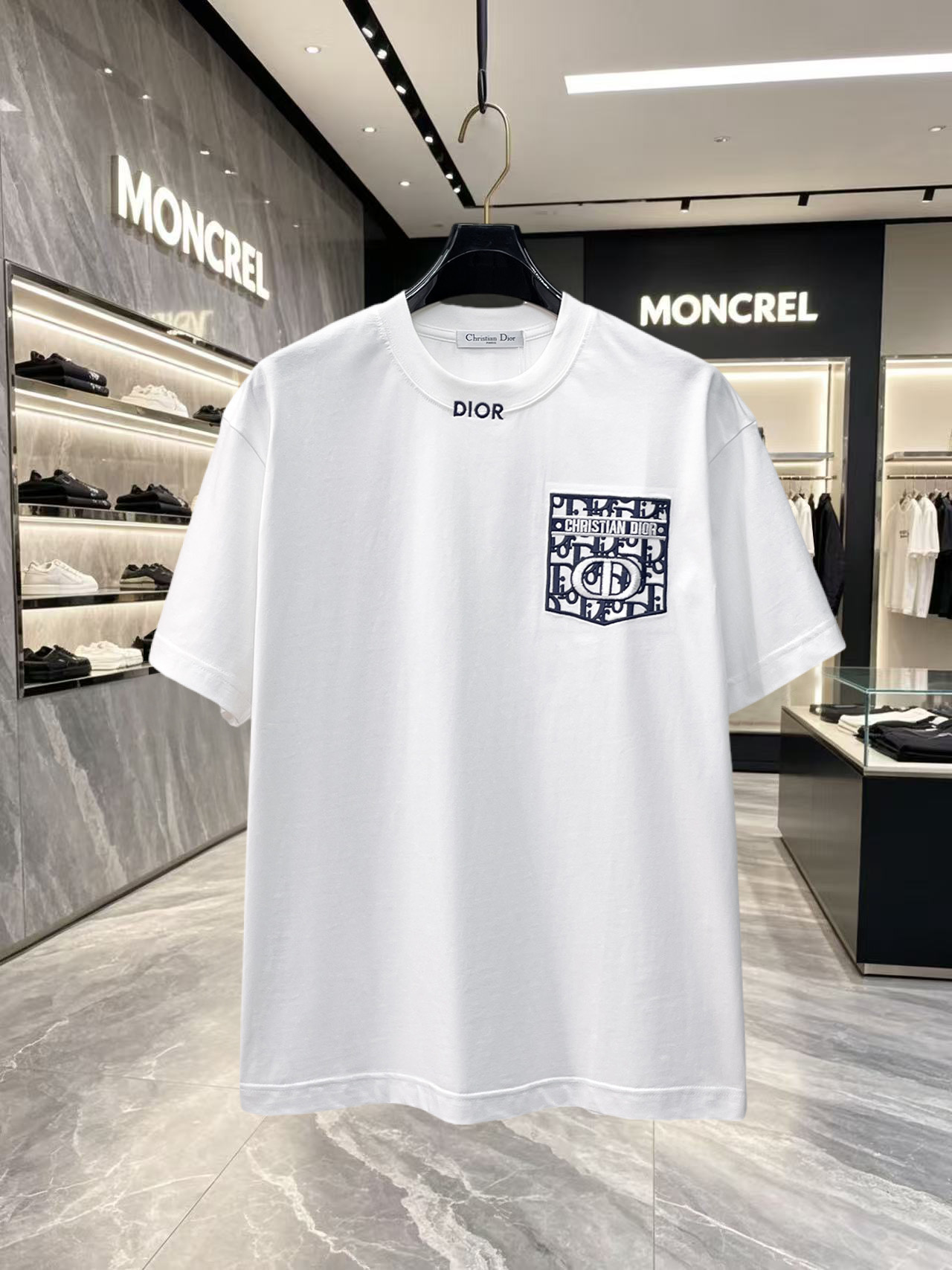 short sleeves